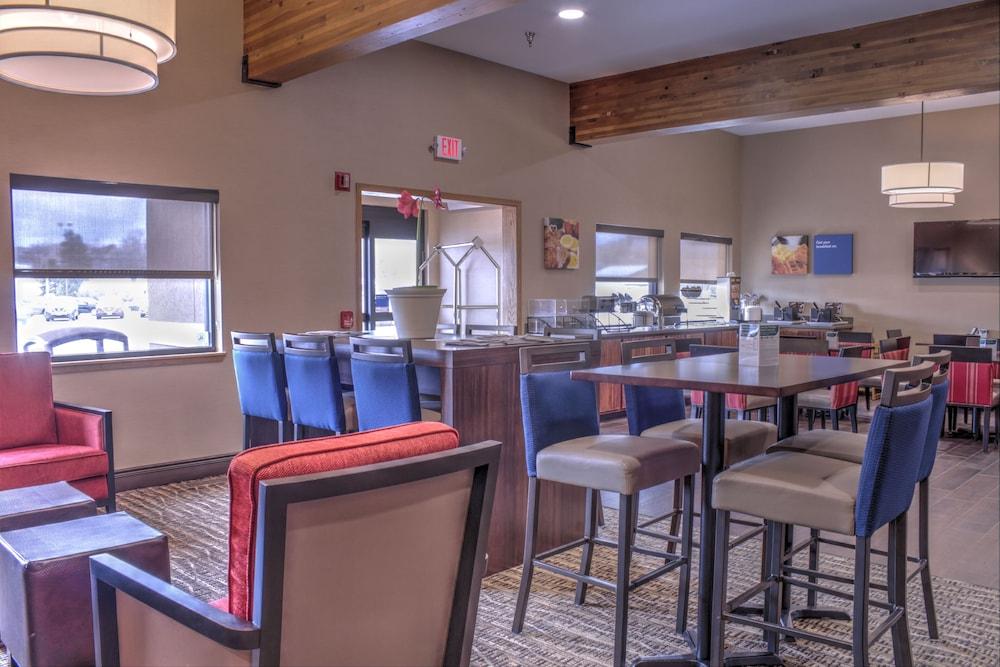 Comfort Inn At Buffalo Bill Village Resort Cody Εξωτερικό φωτογραφία