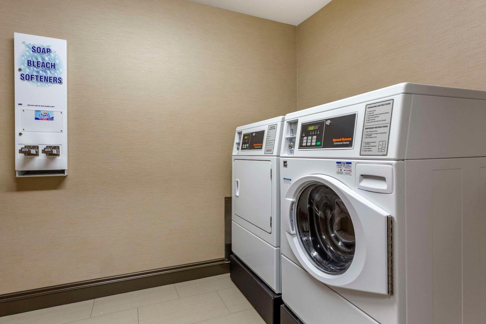 Comfort Inn At Buffalo Bill Village Resort Cody Εξωτερικό φωτογραφία